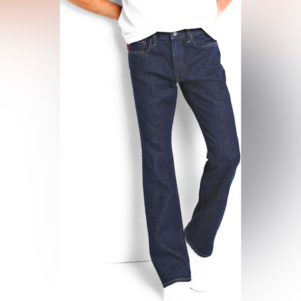 Gap 1969 men’s jeans dark wash 30x32. Standard fit. Great condition